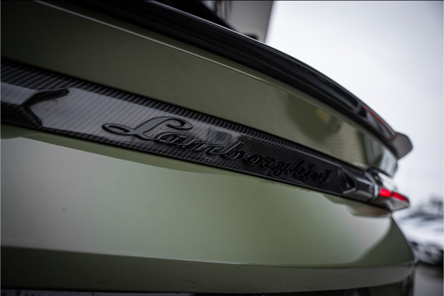 Lamborghini Urus 4.0 V8 Performante - Akrapovic | Panorama | Carbon | B&O