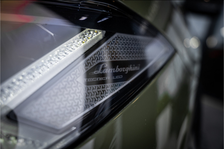 Lamborghini Urus 4.0 V8 Performante - Akrapovic | Panorama | Carbon | B&O