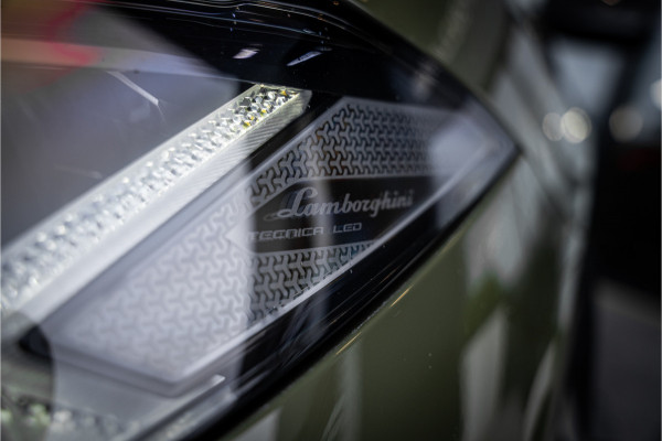 Lamborghini Urus 4.0 V8 Performante - Akrapovic | Panorama | Carbon | B&O