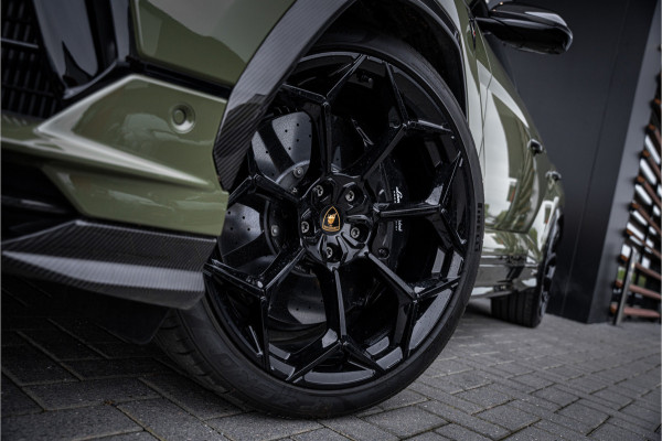 Lamborghini Urus 4.0 V8 Performante - Akrapovic | Panorama | Carbon | B&O