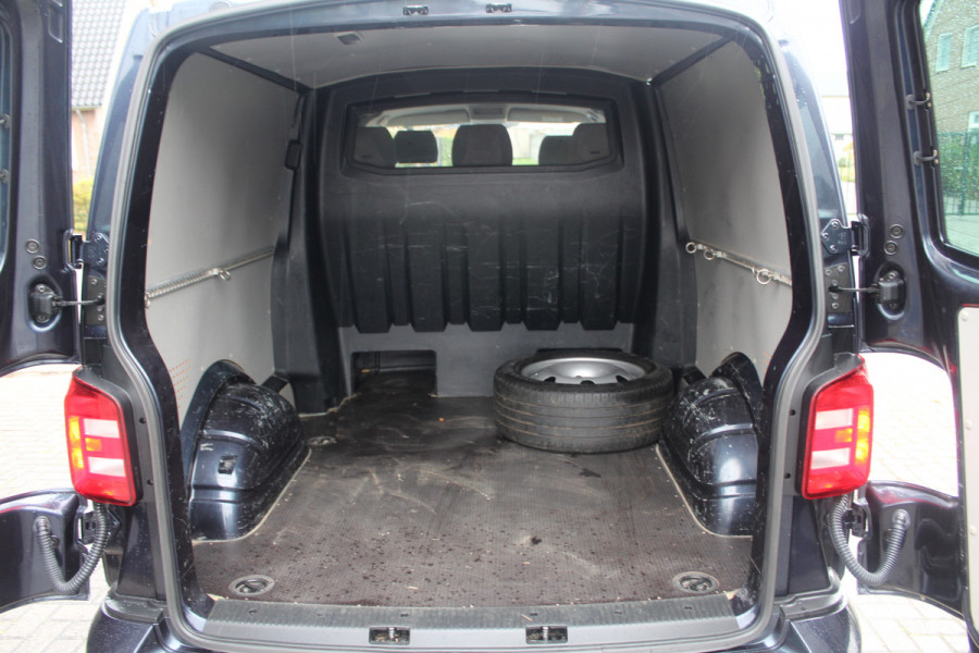 Volkswagen Transporter T6 2.0 TDI 150KW Euro6 DSG7-automaat L2 DC Highline ✓ 2x schuifdeur ✓ dubbele cabine