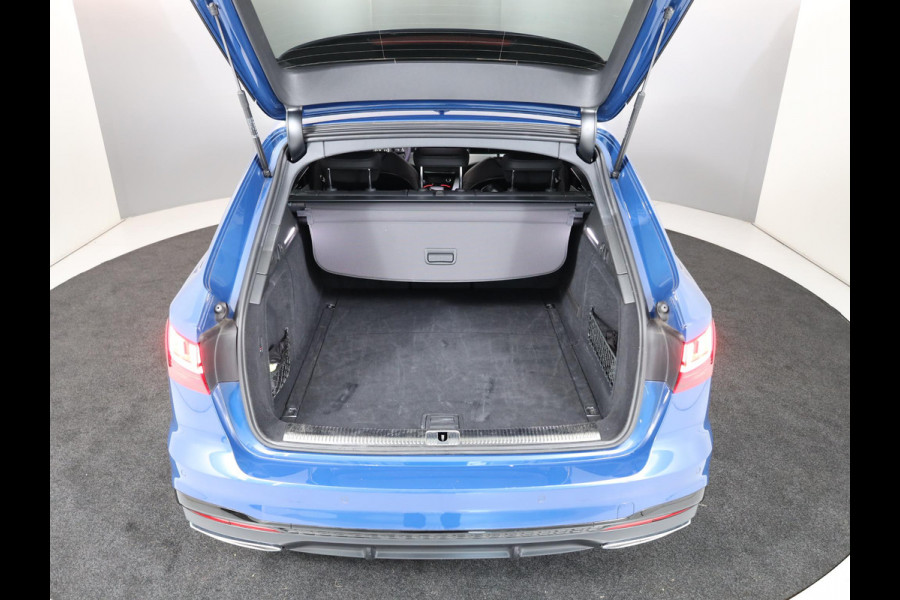 Audi A4 Avant 40 TFSI S edition Competition 204 pk S-tronic | Verlengde garantie | Navigatie | Elektr. trekhaak | Parkeersensoren | Cruise control | Stoelverwarming | LED koplampen |