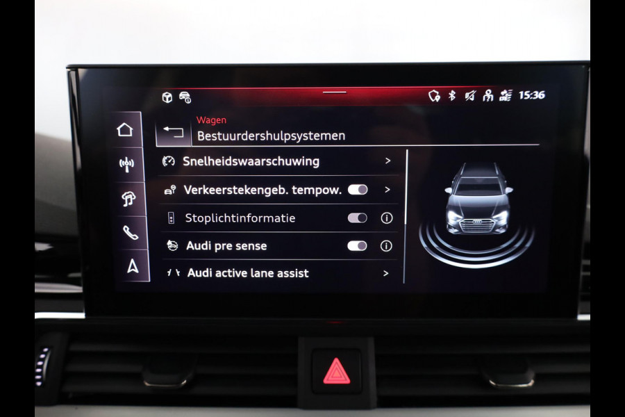 Audi A4 Avant 40 TFSI S edition Competition 204 pk S-tronic | Verlengde garantie | Navigatie | Elektr. trekhaak | Parkeersensoren | Cruise control | Stoelverwarming | LED koplampen |