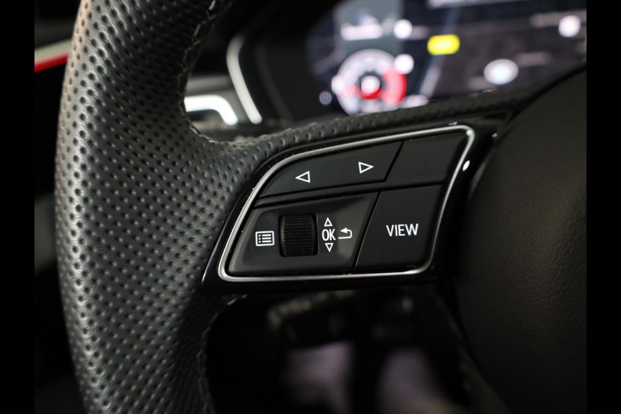 Audi A4 Avant 40 TFSI S edition Competition 204 pk S-tronic | Verlengde garantie | Navigatie | Elektr. trekhaak | Parkeersensoren | Cruise control | Stoelverwarming | LED koplampen |