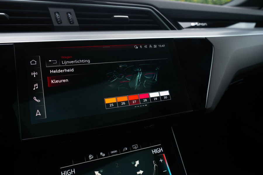 Audi e-tron S Quattro 371kW / Luchtvering/ Standkachel/ Bang & Olufsen Sound System/ Panoramadak/ 371kW (504PK)