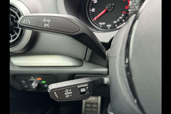 Audi A3 Sportback 1.5 TFSI CoD Sport S Line Edition Automaat | Apple CarPlay | Adaptieve cruise control | Lane assist | Bang&Olufsen aud