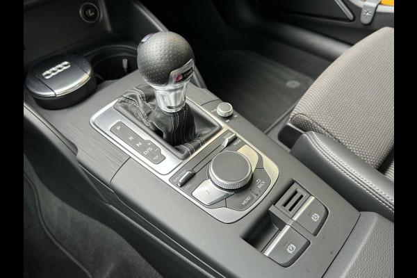 Audi A3 Sportback 1.5 TFSI CoD Sport S Line Edition Automaat | Apple CarPlay | Adaptieve cruise control | Lane assist | Bang&Olufsen aud