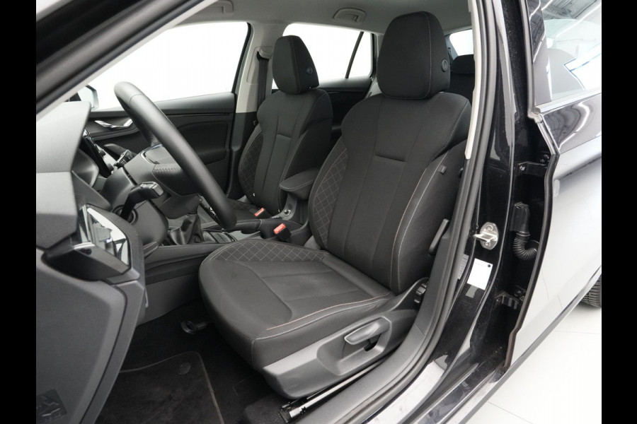 Škoda SCALA 1.0 TSI 110pk Ambition Navi via App Airco Cruise Lm Velgen 122