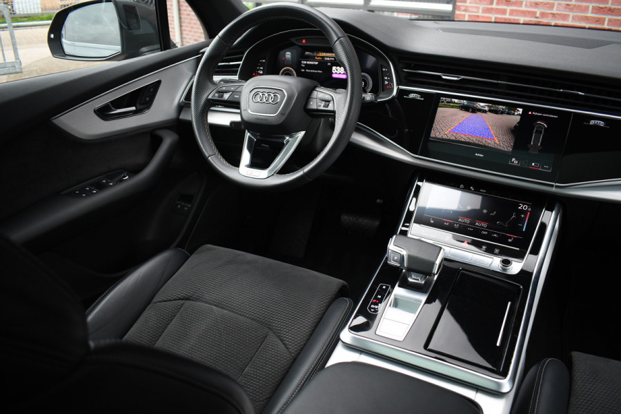Audi Q7 55 TFSI e quattro S-Line int+ext Pano 22inch Optic-Black Luchtvering