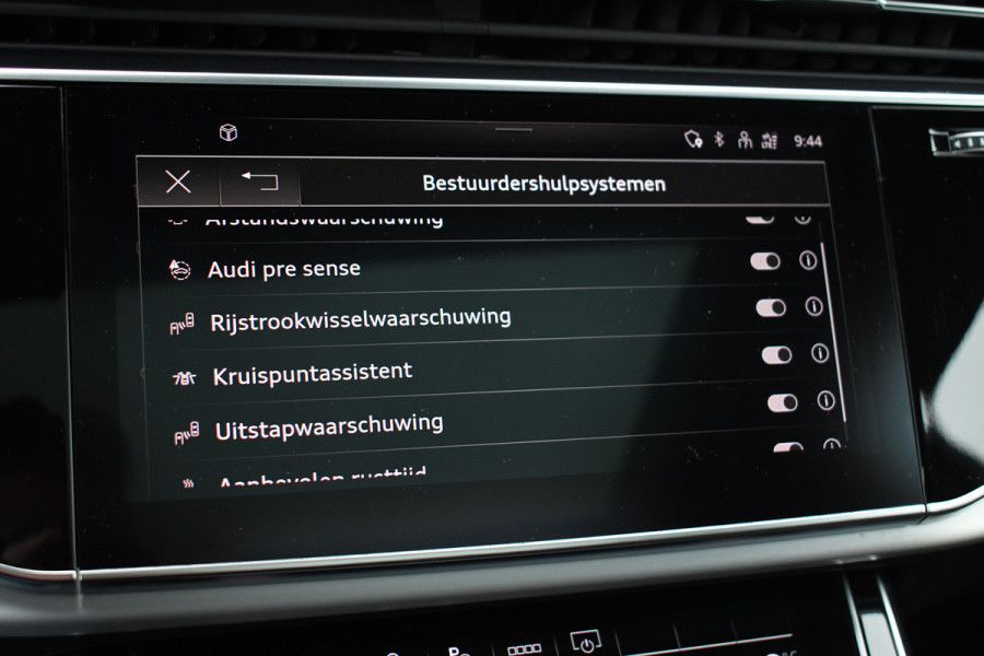 Audi Q7 55 TFSI e quattro S-Line int+ext Pano 22inch Optic-Black Luchtvering