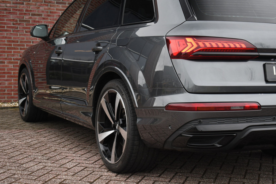 Audi Q7 55 TFSI e quattro S-Line int+ext Pano 22inch Optic-Black Luchtvering