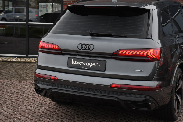 Audi Q7 55 TFSI e quattro S-Line int+ext Pano 22inch Optic-Black Luchtvering