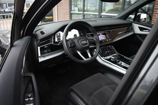 Audi Q7 55 TFSI e quattro S-Line int+ext Pano 22inch Optic-Black Luchtvering