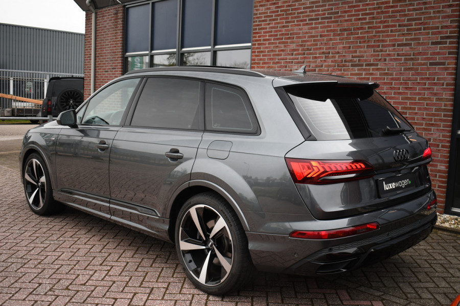 Audi Q7 55 TFSI e quattro S-Line int+ext Pano 22inch Optic-Black Luchtvering