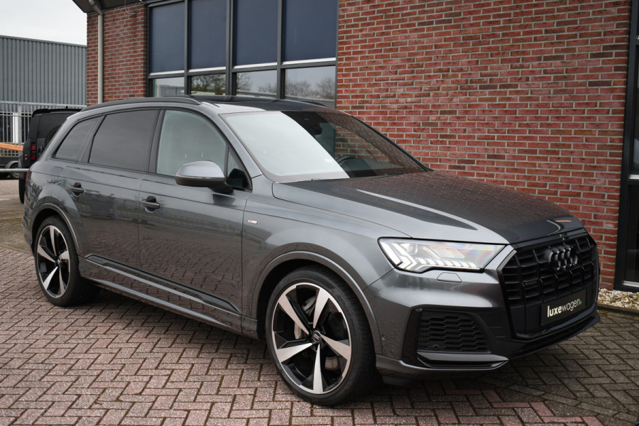 Audi Q7 55 TFSI e quattro S-Line int+ext Pano 22inch Optic-Black Luchtvering