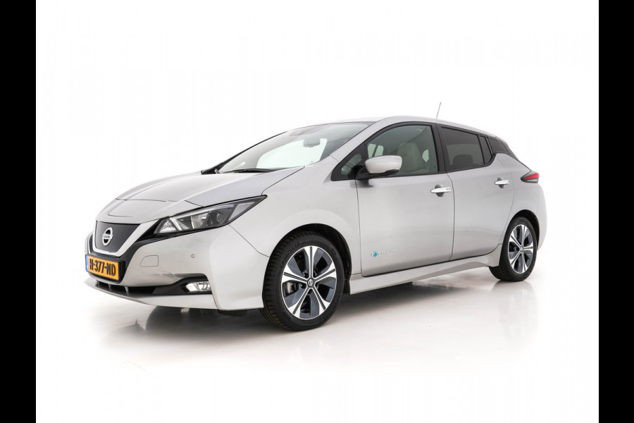Nissan Leaf N-Connecta 40 kWh (INCL-BTW)  Aut. *ADAPTIVE-CRUISE | NAVI-FULLMAP | SURROUND-VIEW | CARPLAY | KEYLESS | BLIND-SPOT |  DIGI-COCKPIT | COMFORT-SEATS | DAB | ECC | PDC | HEATED-SEATS | 17"ALU*