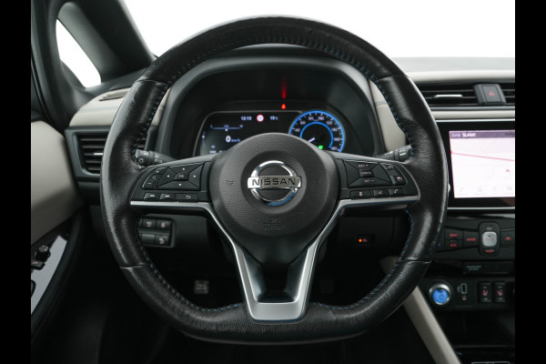 Nissan Leaf N-Connecta 40 kWh (INCL-BTW)  Aut. *ADAPTIVE-CRUISE | NAVI-FULLMAP | SURROUND-VIEW | CARPLAY | KEYLESS | BLIND-SPOT |  DIGI-COCKPIT | COMFORT-SEATS | DAB | ECC | PDC | HEATED-SEATS | 17"ALU*