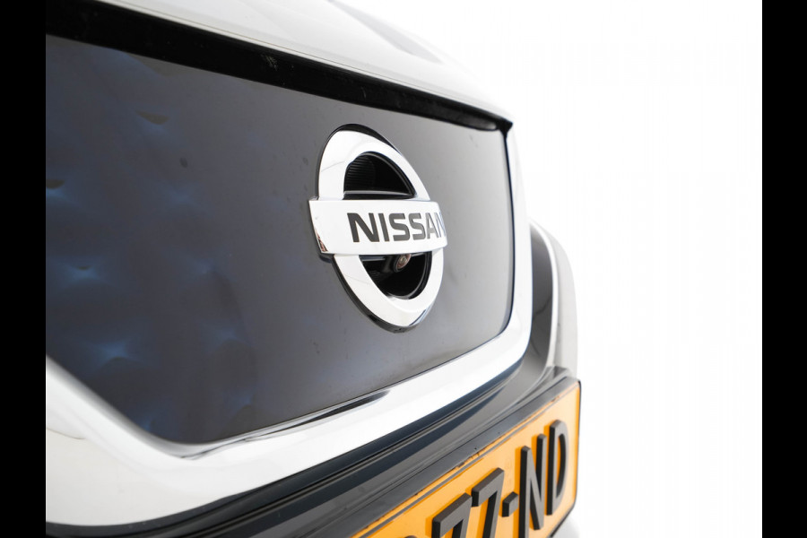 Nissan Leaf N-Connecta 40 kWh (INCL-BTW)  Aut. *ADAPTIVE-CRUISE | NAVI-FULLMAP | SURROUND-VIEW | CARPLAY | KEYLESS | BLIND-SPOT |  DIGI-COCKPIT | COMFORT-SEATS | DAB | ECC | PDC | HEATED-SEATS | 17"ALU*