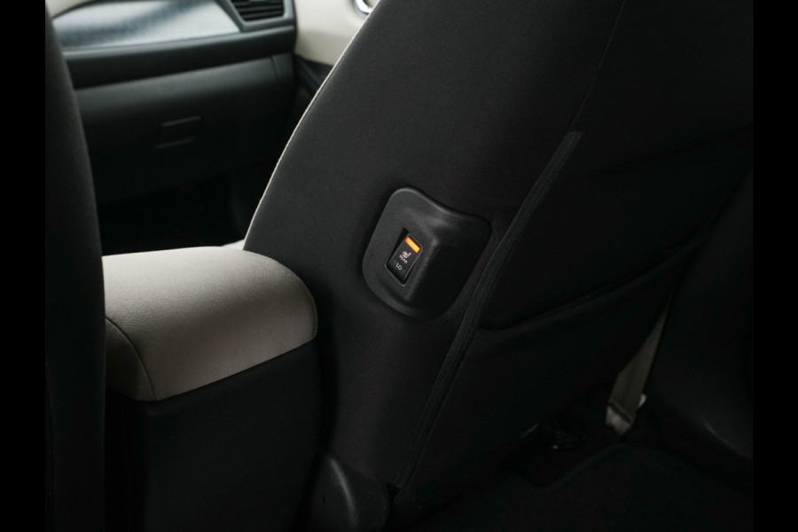 Nissan Leaf N-Connecta 40 kWh (INCL-BTW)  Aut. *ADAPTIVE-CRUISE | NAVI-FULLMAP | SURROUND-VIEW | CARPLAY | KEYLESS | BLIND-SPOT |  DIGI-COCKPIT | COMFORT-SEATS | DAB | ECC | PDC | HEATED-SEATS | 17"ALU*
