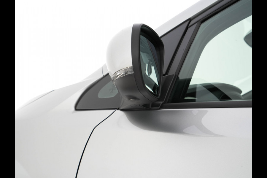 Nissan Leaf N-Connecta 40 kWh (INCL-BTW)  Aut. *ADAPTIVE-CRUISE | NAVI-FULLMAP | SURROUND-VIEW | CARPLAY | KEYLESS | BLIND-SPOT |  DIGI-COCKPIT | COMFORT-SEATS | DAB | ECC | PDC | HEATED-SEATS | 17"ALU*
