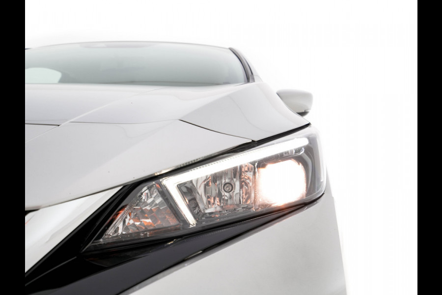 Nissan Leaf N-Connecta 40 kWh (INCL-BTW)  Aut. *ADAPTIVE-CRUISE | NAVI-FULLMAP | SURROUND-VIEW | CARPLAY | KEYLESS | BLIND-SPOT |  DIGI-COCKPIT | COMFORT-SEATS | DAB | ECC | PDC | HEATED-SEATS | 17"ALU*