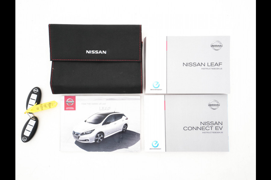 Nissan Leaf N-Connecta 40 kWh (INCL-BTW)  Aut. *ADAPTIVE-CRUISE | NAVI-FULLMAP | SURROUND-VIEW | CARPLAY | KEYLESS | BLIND-SPOT |  DIGI-COCKPIT | COMFORT-SEATS | DAB | ECC | PDC | HEATED-SEATS | 17"ALU*