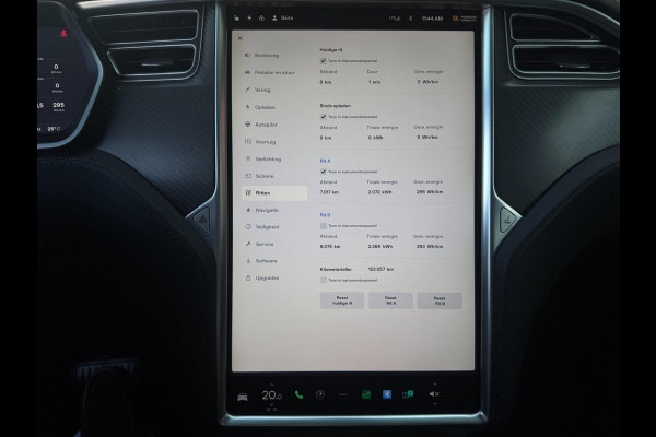 Tesla Model X 75D 2017 | Enhanced Autopilot | 4x4 | Panodak | Trekhaak | 333pk