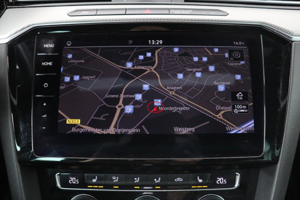 Volkswagen Passat 1.5 TSI R Line | Panoramadak | Nappaleder | Stoelverwarming | Camera | Keyless | Trekhaak | Adaptive cruise | Carplay | LED Plus | Carplay