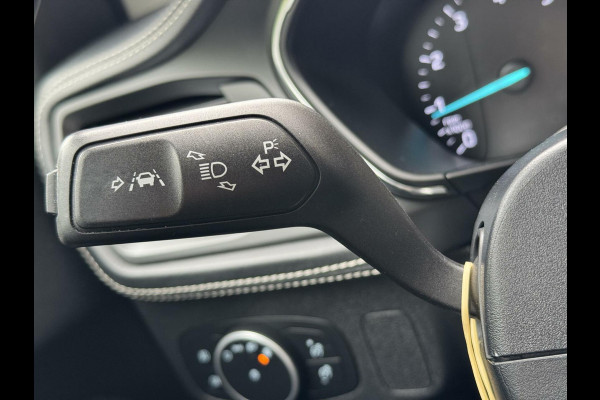 Ford FOCUS Wagon 1.5 EcoBoost Vignale Automaat | Panoramadak | Lederen bekleding | Stoel en- Stuurwielverwarming | Head-up display | Achteruitrij
