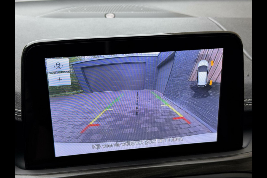 Ford FOCUS Wagon 1.5 EcoBoost Vignale Automaat | Panoramadak | Lederen bekleding | Stoel en- Stuurwielverwarming | Head-up display | Achteruitrij