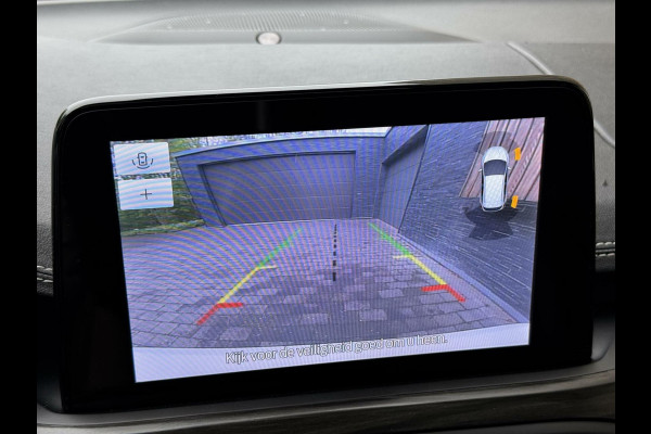 Ford FOCUS Wagon 1.5 EcoBoost Vignale Automaat | Panoramadak | Lederen bekleding | Stoel en- Stuurwielverwarming | Head-up display | Achteruitrij
