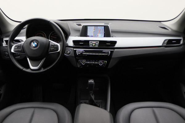 BMW X1 sDrive18i Executive Automaat Leer, Navigatie, LED, Climate, Cruise, PDC