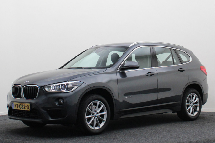 BMW X1 sDrive18i Executive Automaat Leer, Navigatie, LED, Climate, Cruise, PDC