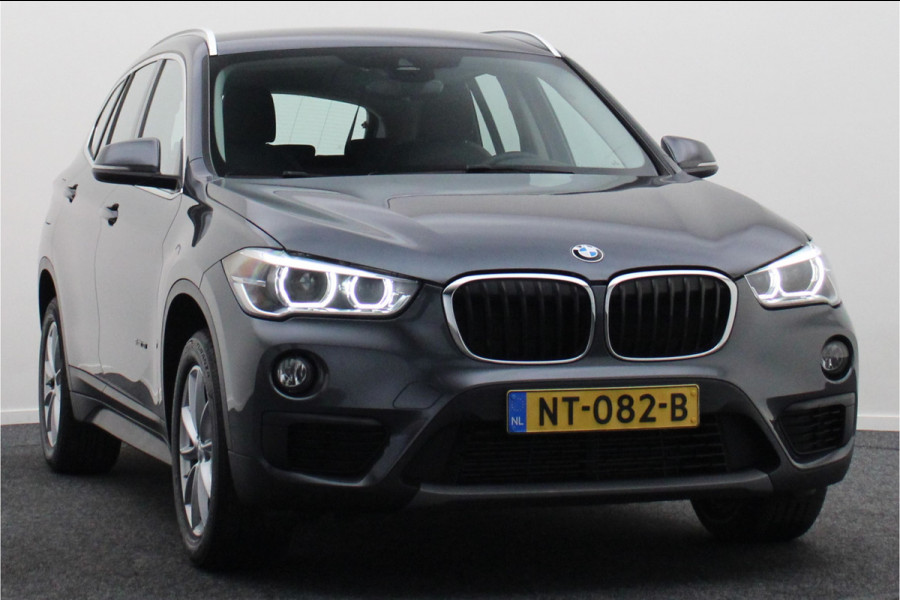 BMW X1 sDrive18i Executive Automaat Leer, Navigatie, LED, Climate, Cruise, PDC