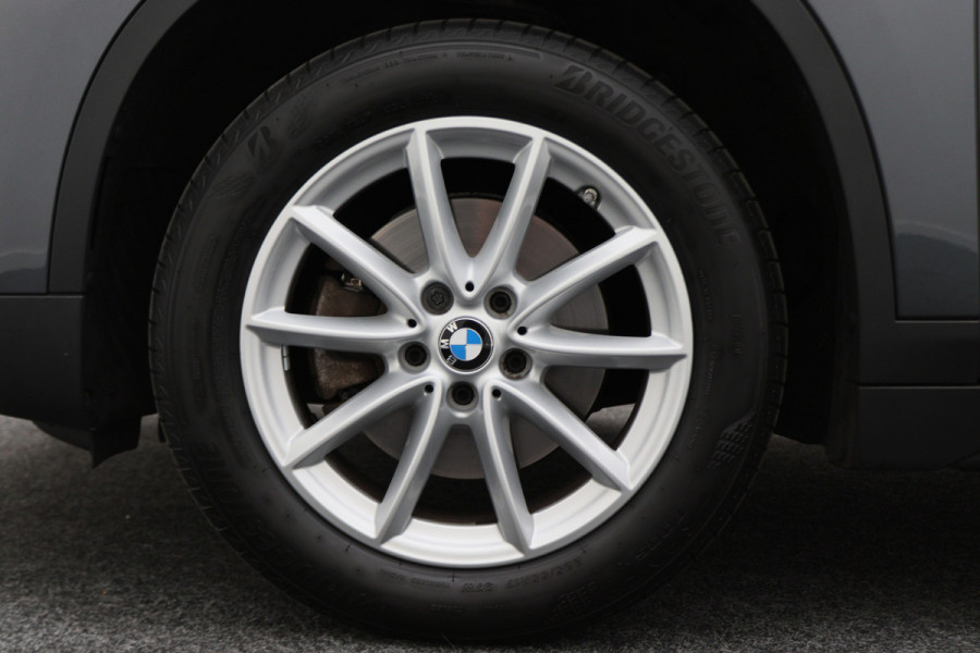 BMW X1 sDrive18i Executive Automaat Leer, Navigatie, LED, Climate, Cruise, PDC