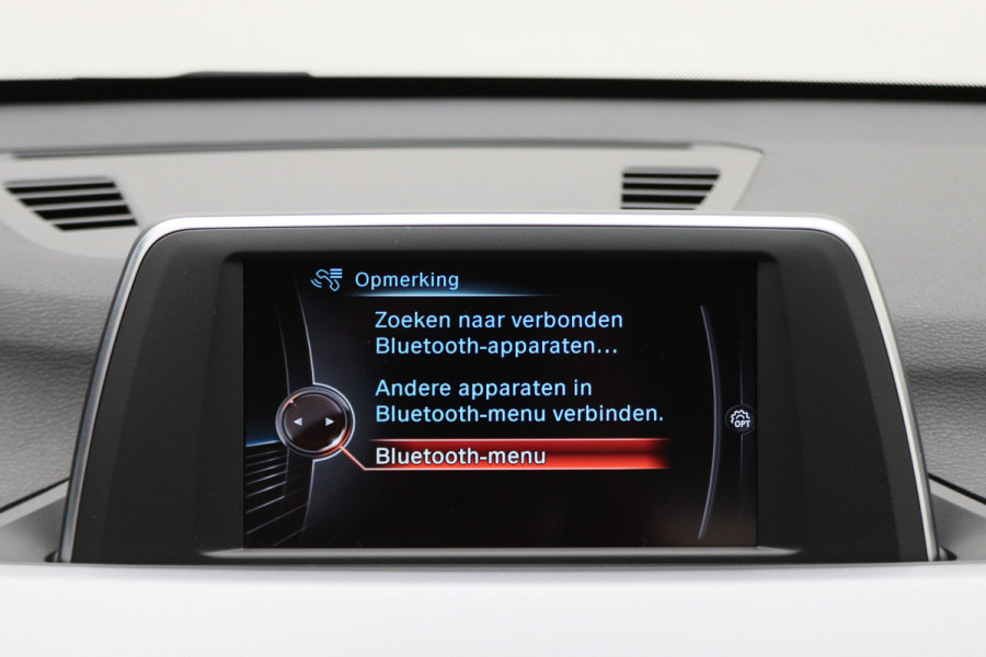 BMW X1 sDrive18i Executive Automaat Leer, Navigatie, LED, Climate, Cruise, PDC