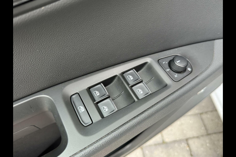 Seat León ST 1.5 TSI FR Ultimate Edition Black Automaat | Panoramadak | Leer/alcantara bekleding | Beats Audio | Sfeerverlichting | DCC | Key