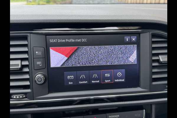 Seat León ST 1.5 TSI FR Ultimate Edition Black Automaat | Panoramadak | Leer/alcantara bekleding | Beats Audio | Sfeerverlichting | DCC | Key