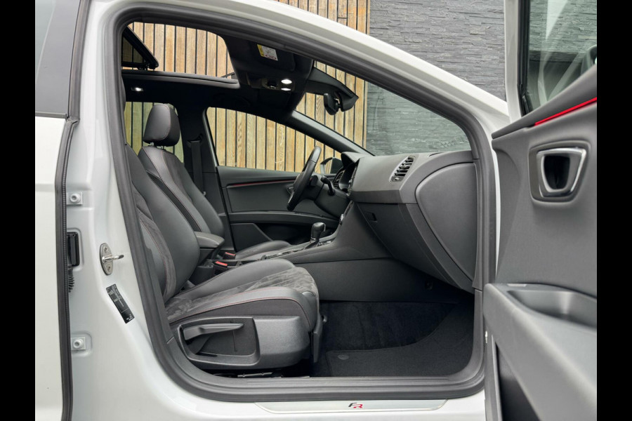 Seat León ST 1.5 TSI FR Ultimate Edition Black Automaat | Panoramadak | Leer/alcantara bekleding | Beats Audio | Sfeerverlichting | DCC | Key