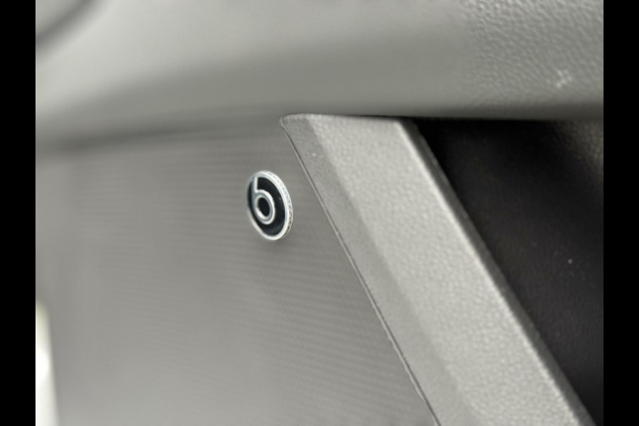 Seat León ST 1.5 TSI FR Ultimate Edition Black Automaat | Panoramadak | Leer/alcantara bekleding | Beats Audio | Sfeerverlichting | DCC | Key