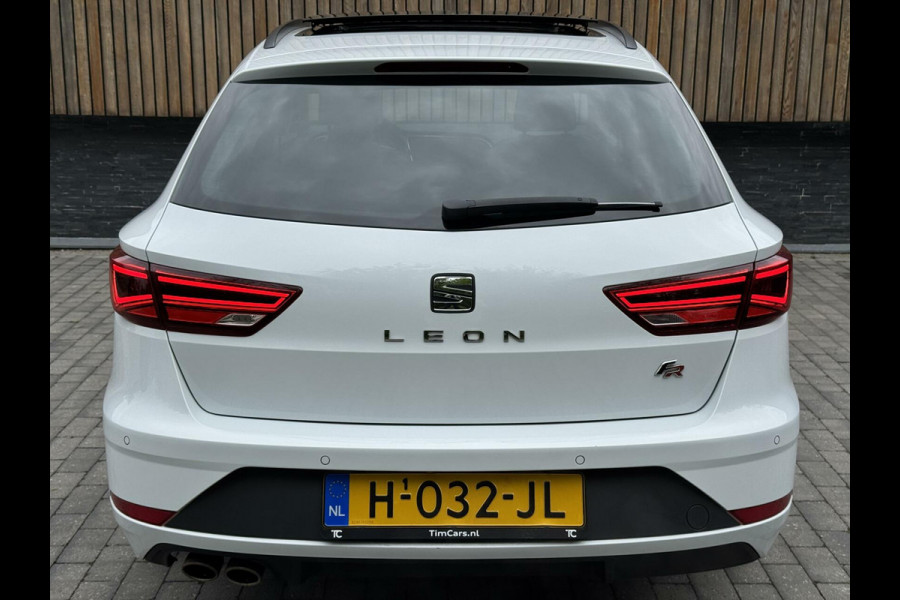 Seat León ST 1.5 TSI FR Ultimate Edition Black Automaat | Panoramadak | Leer/alcantara bekleding | Beats Audio | Sfeerverlichting | DCC | Key