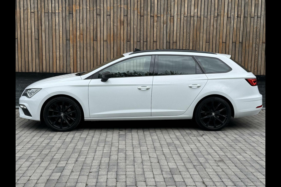 Seat León ST 1.5 TSI FR Ultimate Edition Black Automaat | Panoramadak | Leer/alcantara bekleding | Beats Audio | Sfeerverlichting | DCC | Key