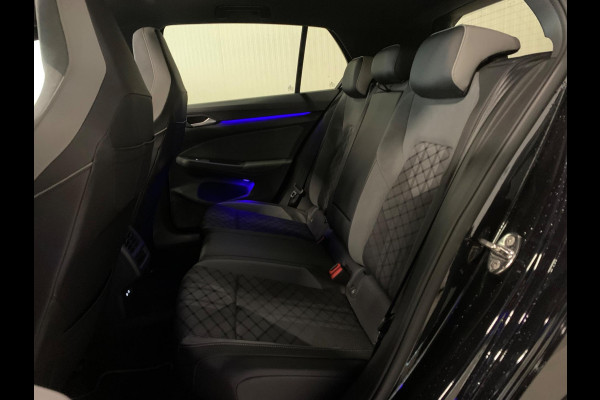 Volkswagen Golf 1.5 eTSI R-Line | NAP | 3x R-LINE | PANO | IQ LIGHTS