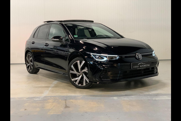 Volkswagen Golf 1.5 eTSI R-Line | NAP | 3x R-LINE | PANO | IQ LIGHTS