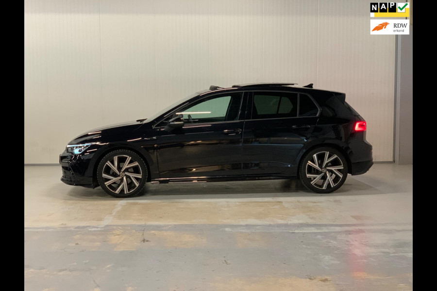Volkswagen Golf 1.5 eTSI R-Line | NAP | 3x R-LINE | PANO | IQ LIGHTS