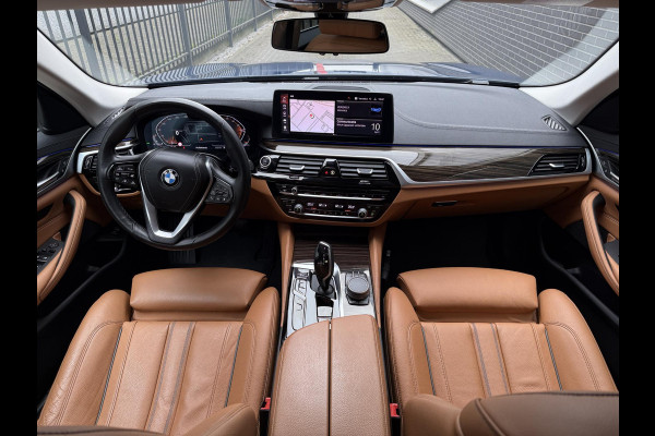 BMW 5 Serie Touring 520i High Executive Luxury Line | Leder| Memory stoelen | 360 Camera |