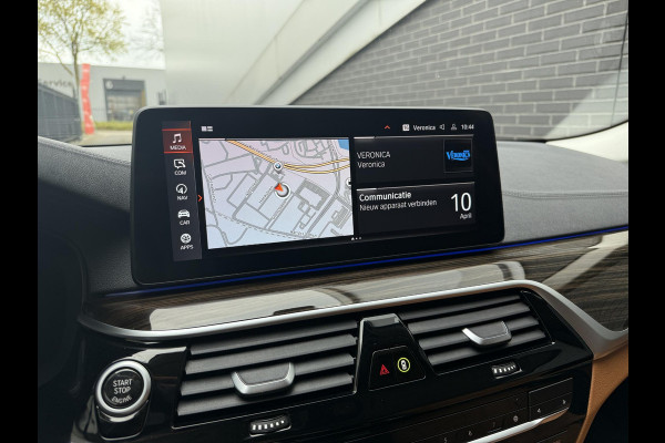 BMW 5 Serie Touring 520i High Executive Luxury Line | Leder| Memory stoelen | 360 Camera |