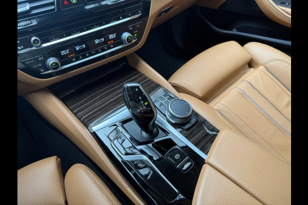 BMW 5 Serie Touring 520i High Executive Luxury Line | Leder| Memory stoelen | 360 Camera |