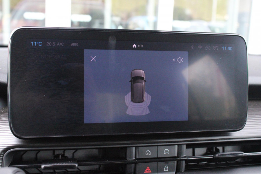 Jeep Avenger LONGTITUDE 156PK 54 kWh | NAVIGATIE | DRAADLOZE APPLE CARPLAY/ANDROID AUTO | KEYLESS ENTRY/START | CRUISE CONTROL | PARKEERSENSOREN ACHTER | DAB+ RADIO | CLIMATE CONTROL | DRAADLOZE TELEFOONLADER | LED KOPLAMPEN |