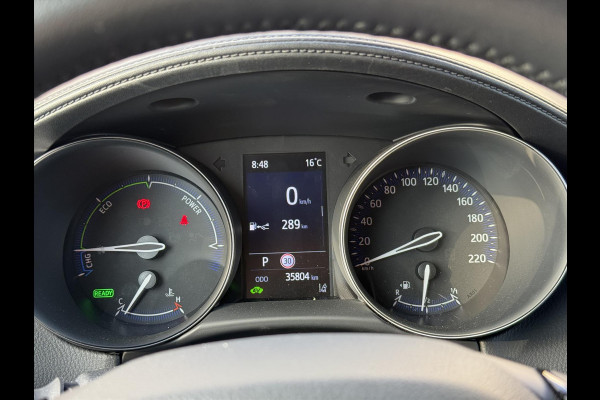 Toyota C-HR 1.8 Hybrid Bi-Tone | Dodehoekherkenning, Stoel + Stuurverwarming, Parkeersensoren, 18 inch, Keyless, Nieuwe multimedia